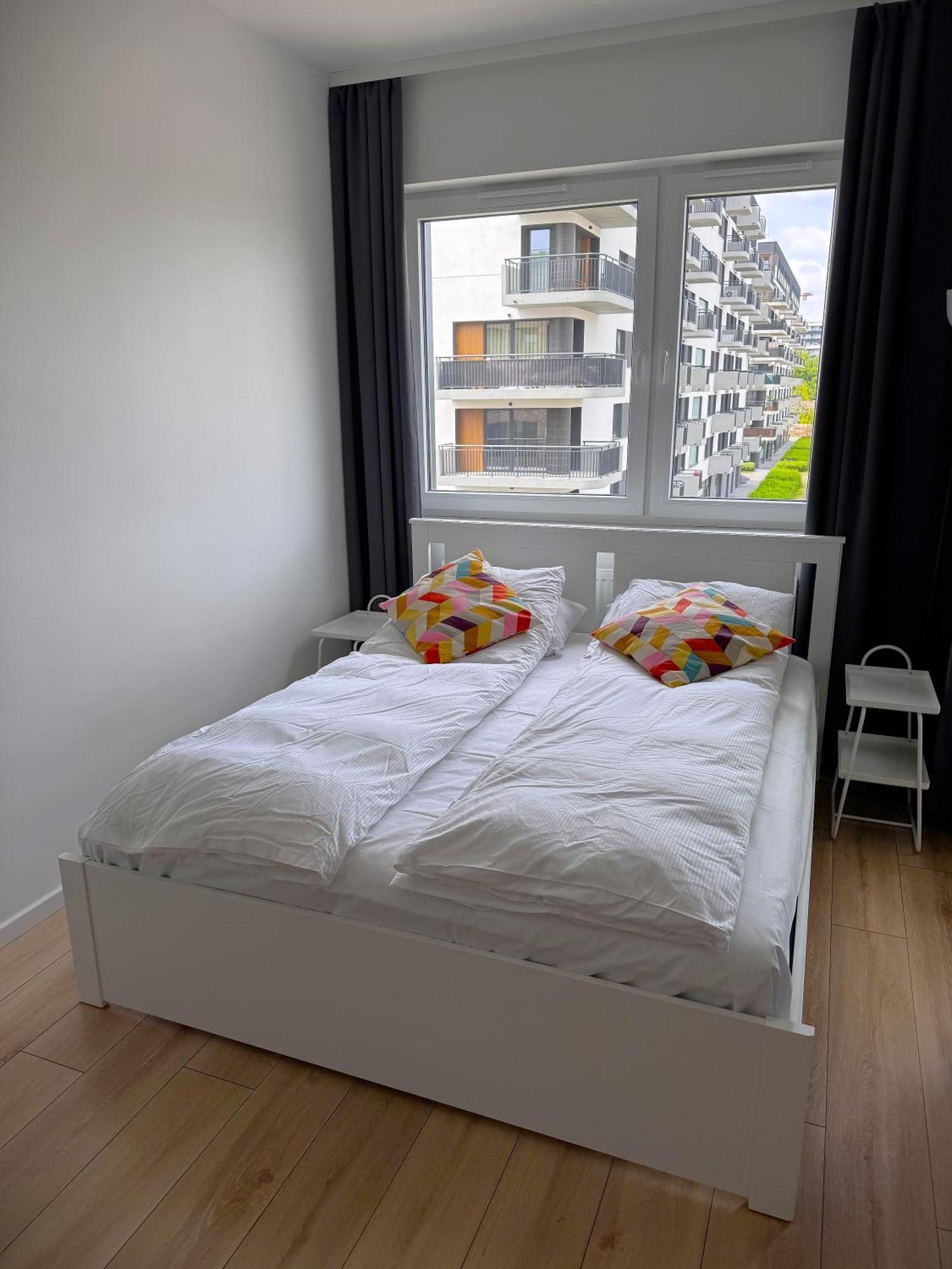 Apartamento Baranczaka Cozy With Parking In By Renters